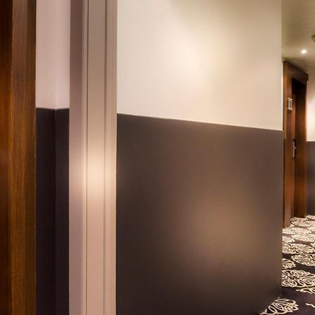 Hotel Acanthe - Boulogne Billancourt Exteriör bild
