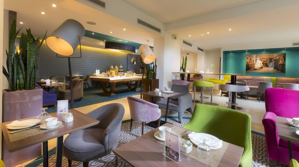 Hotel Acanthe - Boulogne Billancourt Exteriör bild