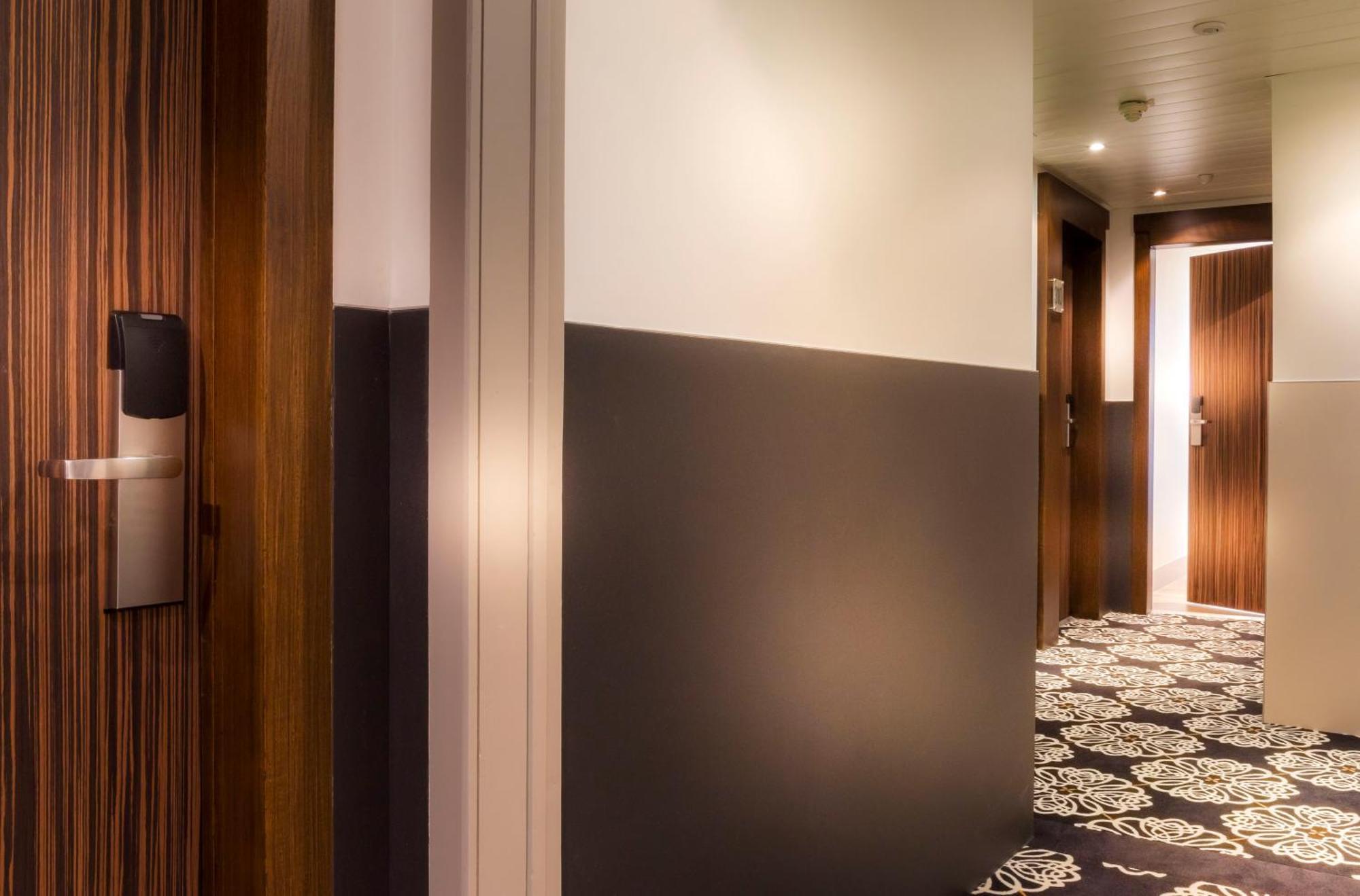 Hotel Acanthe - Boulogne Billancourt Exteriör bild